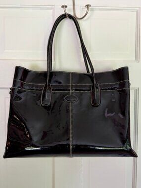 AUTHENTIC Italian Designer Tod's D Bag in Black Patent Leather